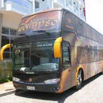 Onibus de Famosos